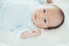 Carregar imagem no visualizador da galeria, Vale Uma Sessão Recém-Nascido